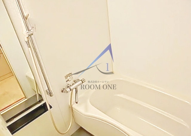 バス・シャワールーム　お風呂です。