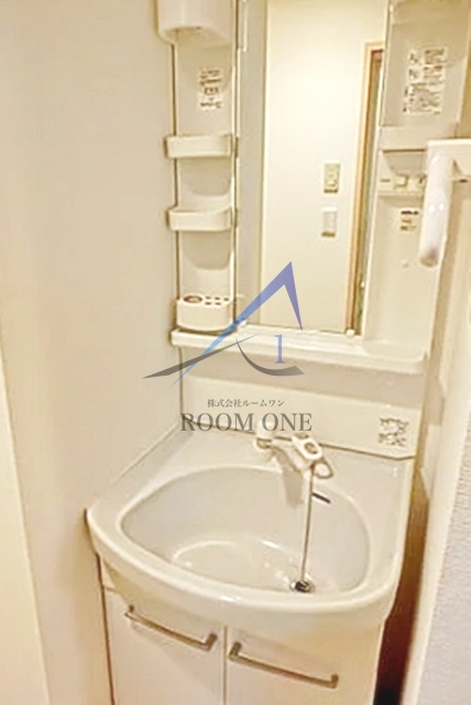 洗面設備　洗面台です。