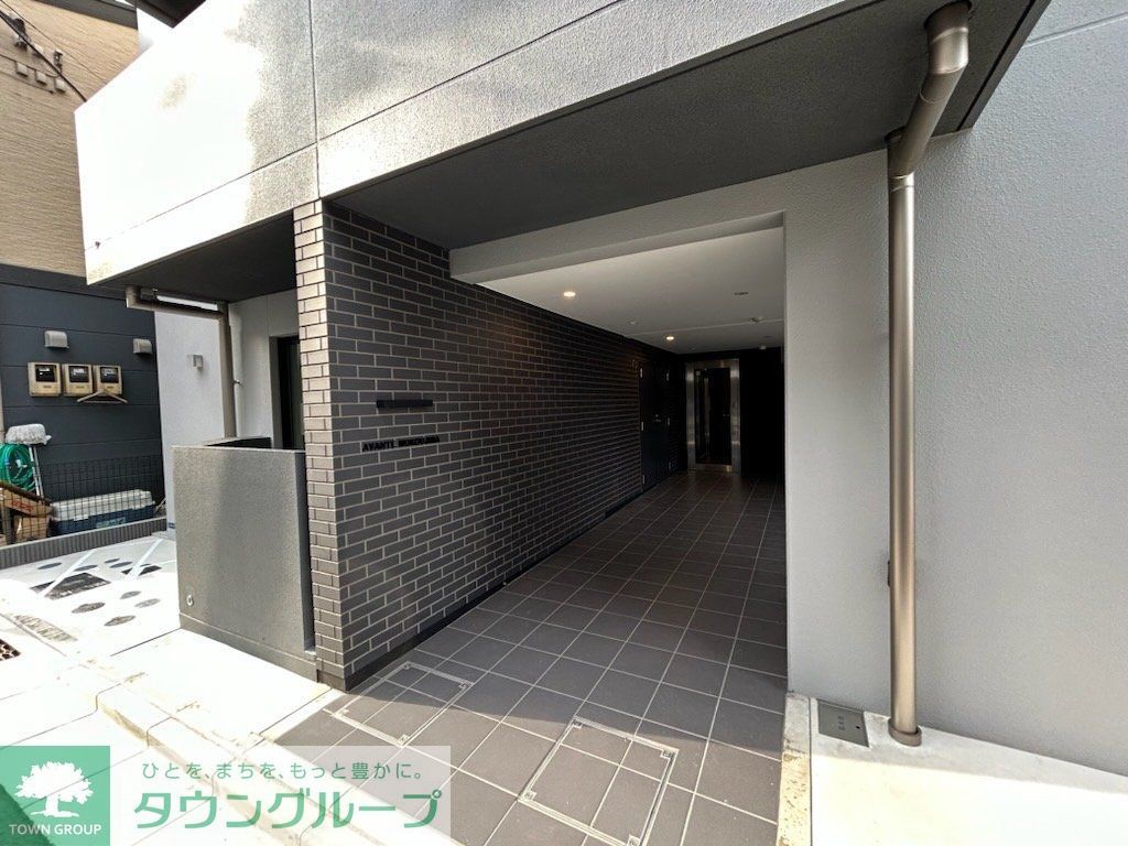 エントランス　エントランス