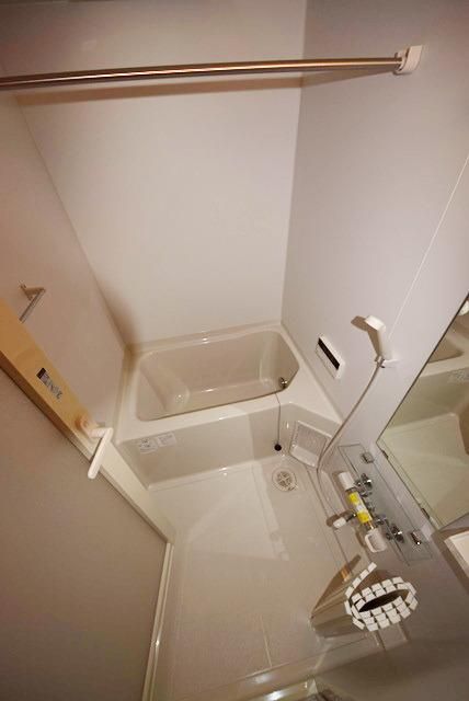 バス・シャワールーム　★都市ガス対応の築浅マンション★