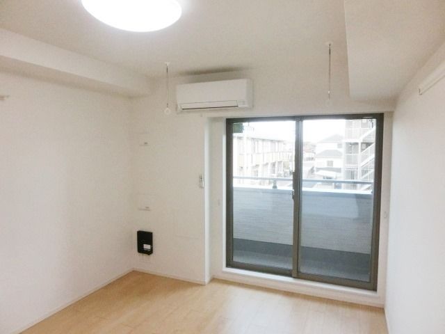 その他部屋・スペース　室内物干しも付いています