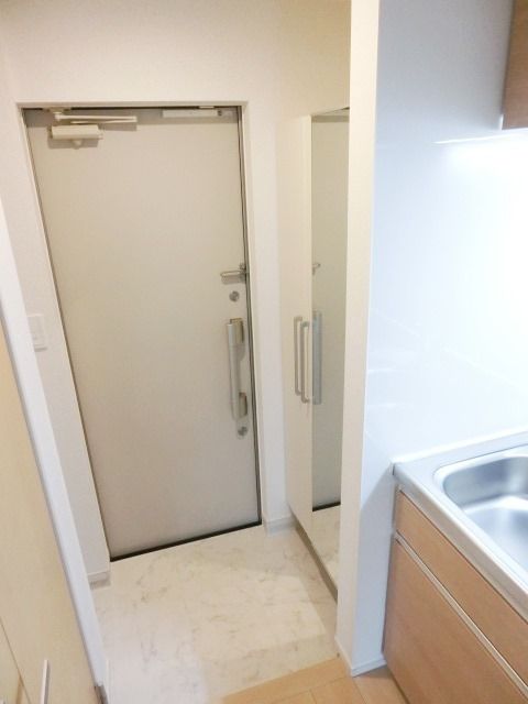 玄関　シューズボックス付き玄関