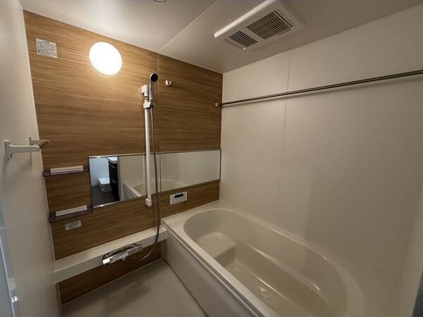 バス・シャワールーム　きれいなお風呂です