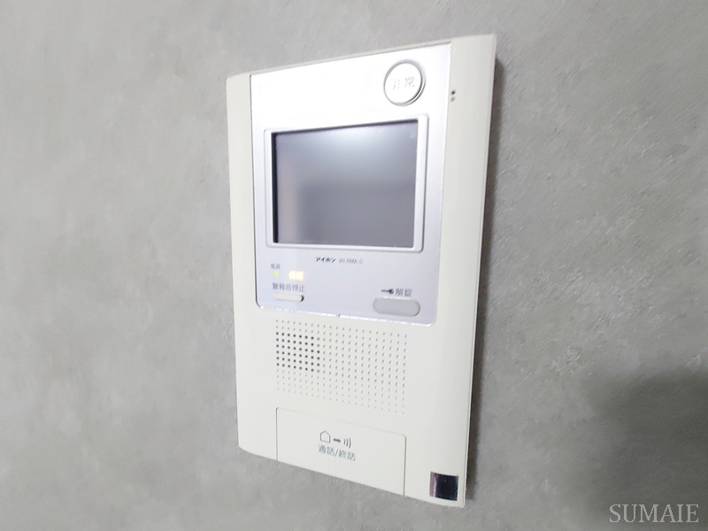 セキュリティ　モニター付インターホン完備です☆