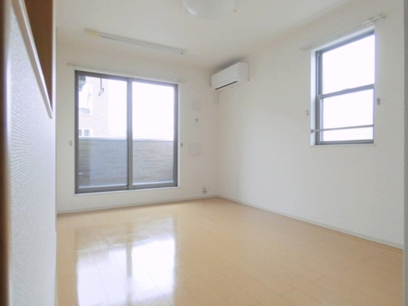 居室・リビング　図面と現状に相違がある場合には現状を優先