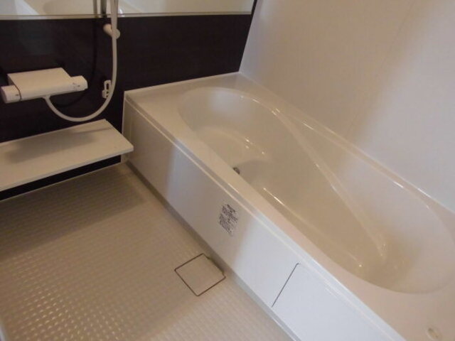 バス・シャワールーム　浴室
