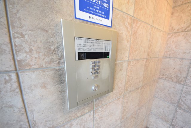 セキュリティ　ドゥーエ森ノ宮　オートロック