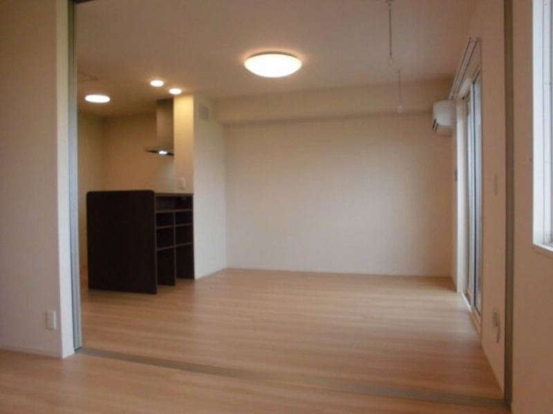 居室・リビング　図面と現状に相違がある場合には現状を優先