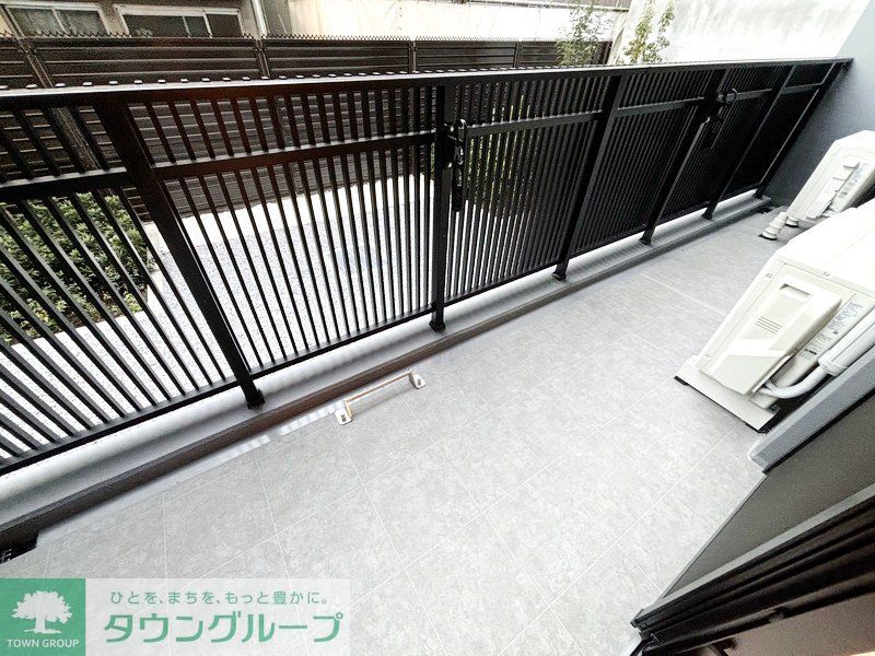 バルコニー　バルコニー