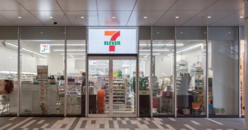 コンビニ　セブンイレブン目黒セントラルスクエア店（コンビニ）まで40m