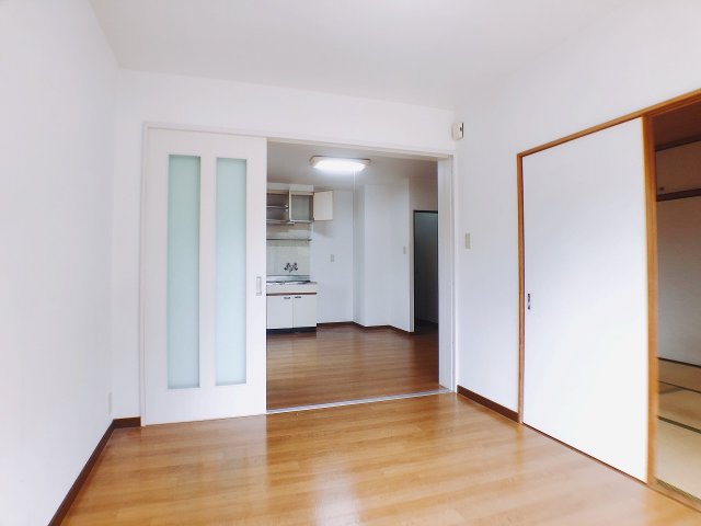 居室・リビング　南東向きの明るいお部屋