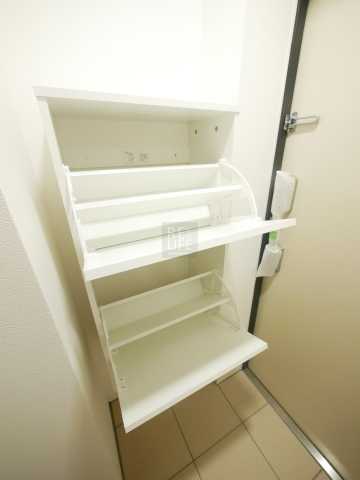 収納　ドムス・スタイル目黒・不動前のシューズボックス