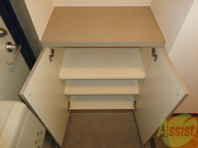 収納　春夏秋冬たくさんの靴が収納できます。