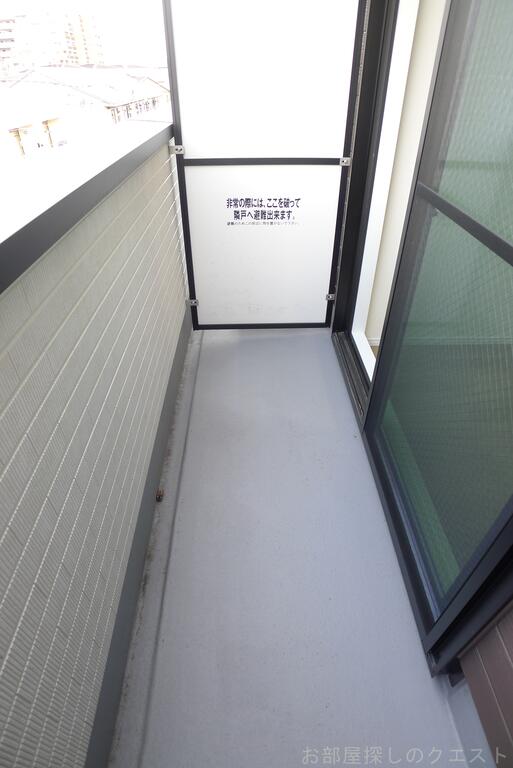 バルコニー　（写真は同タイプ）