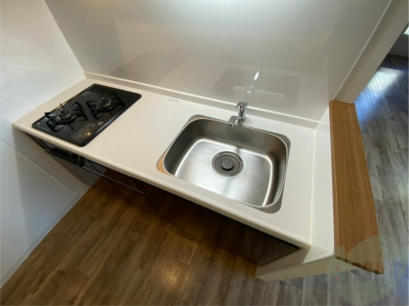 キッチン　洗い場が大きくて洗い物もしやすそうです。