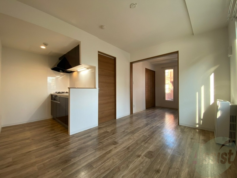 居室・リビング　広くてキレイなお部屋が広がっていて、充実した生活が送れそう。