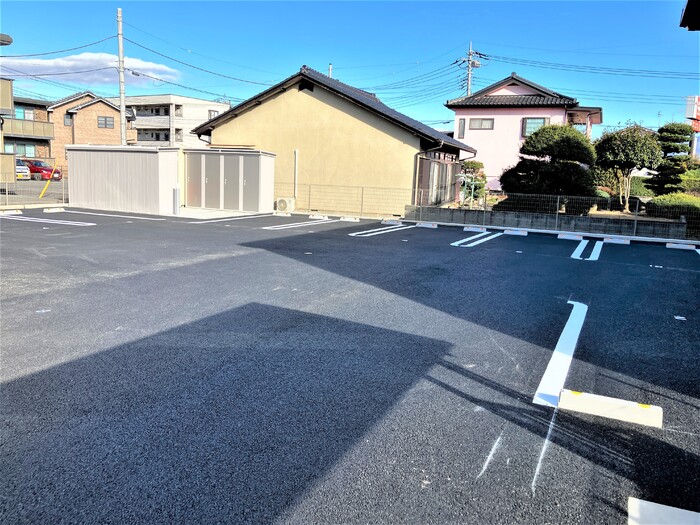 駐車場　駐車場