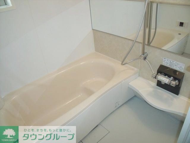 バス・シャワールーム　ゆったり１坪バス