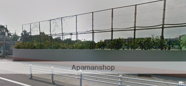 高校・高専　ラ・サール高校（高校・高専）まで813m