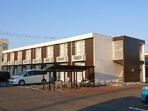 建物外観　2022年11月に外壁塗装いたしました。