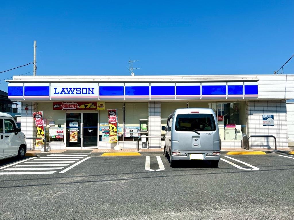 コンビニ　ローソン 春日部南四丁目店（コンビニ）まで197m