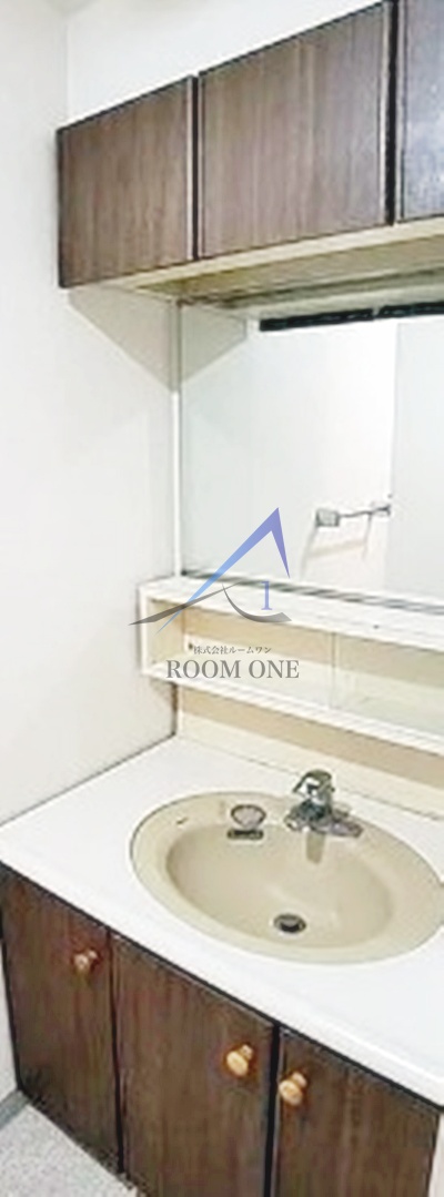 洗面設備　洗面台です。