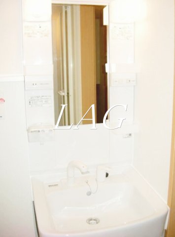 洗面設備　独立洗面台です。