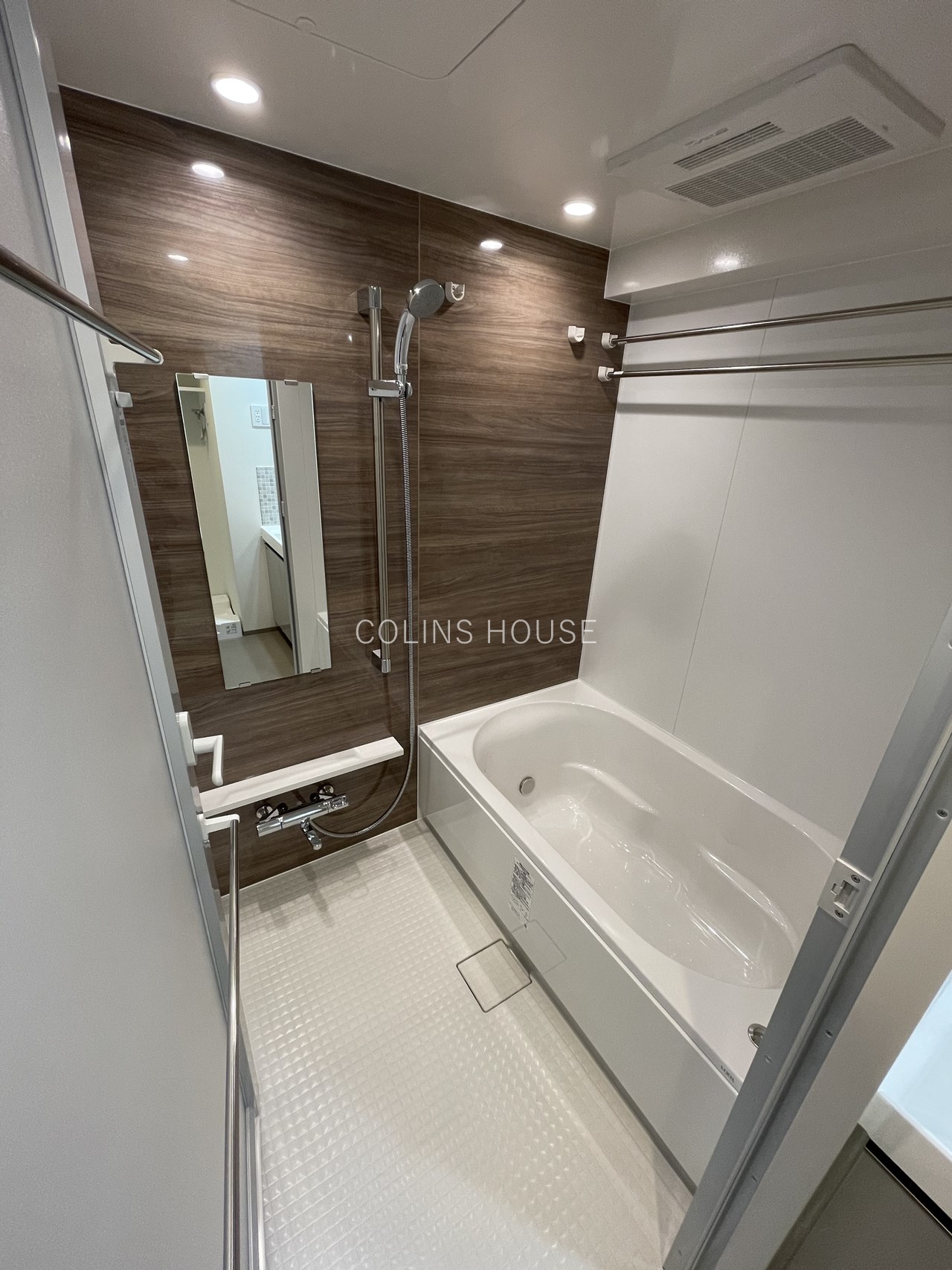 バス・シャワールーム　同タイプ別フロア画像