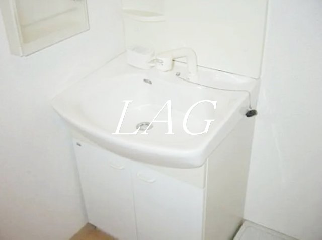 洗面設備　洗面台です。