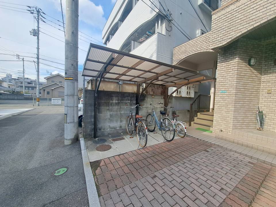 駐車場　駐輪場