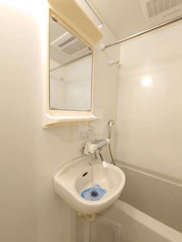 洗面設備　レジディア広尾II