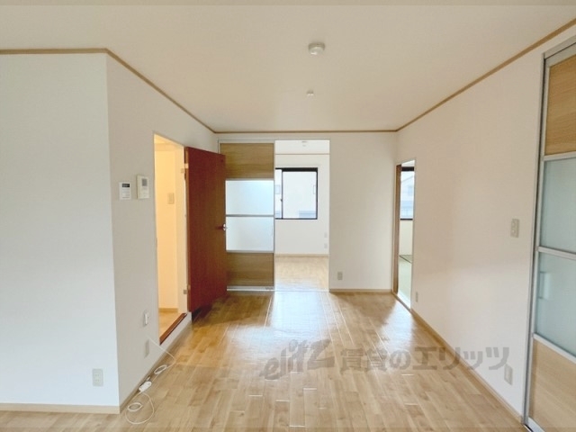 居室・リビング　リビング