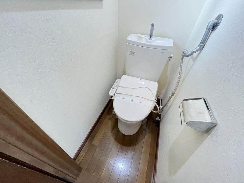 トイレ　トイレ