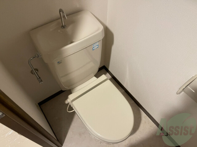 トイレ　トイレは清潔感があって使いやすそうです。