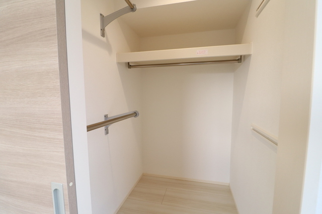 収納　ウォークインクローゼット