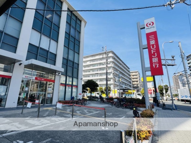 銀行　（株）三菱ＵＦＪ銀行／北畠支店（銀行）まで197m