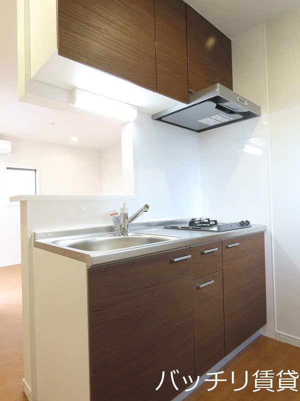 キッチン　同型タイプの為、現状を優先致します。