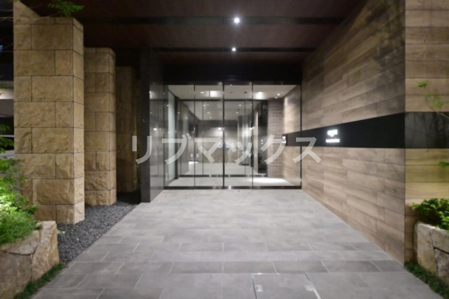 エントランス　セブンイレブン 博多築港店（108m）