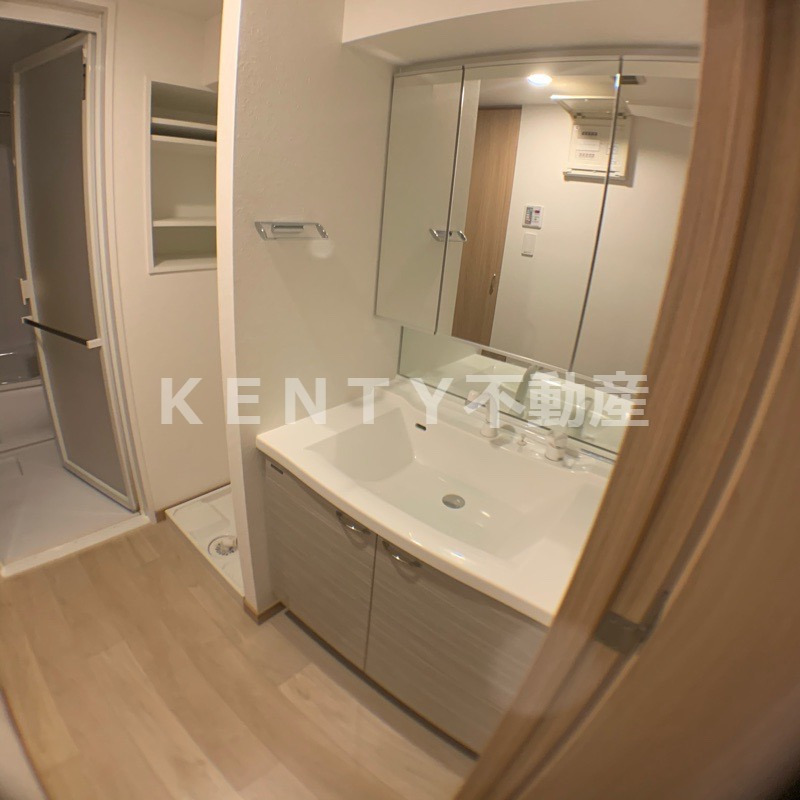 洗面設備　使いやすい洗面所です