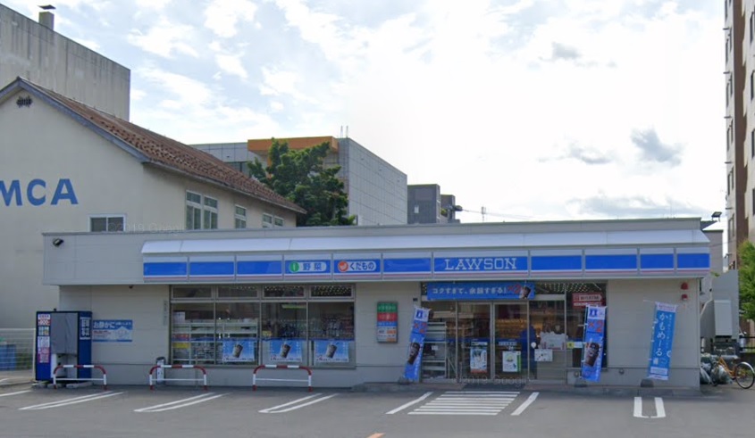コンビニ　ローソン札幌南11西11丁目店（コンビニ）まで260m