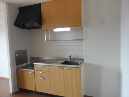 キッチン　コンパクトなキッチンで掃除もラクラク