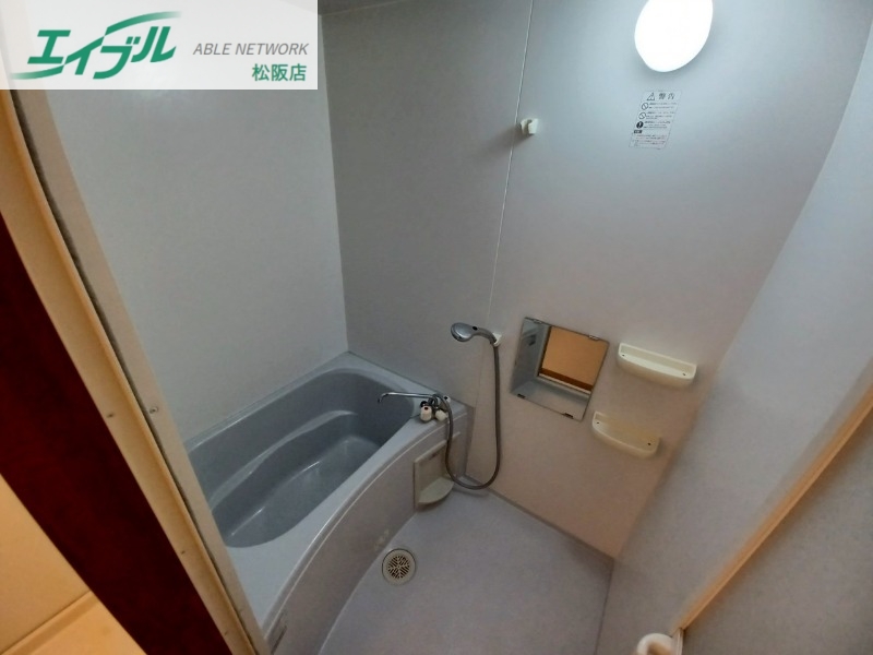 バス・シャワールーム　同型参考写真