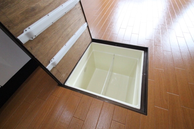 その他設備　床下収納