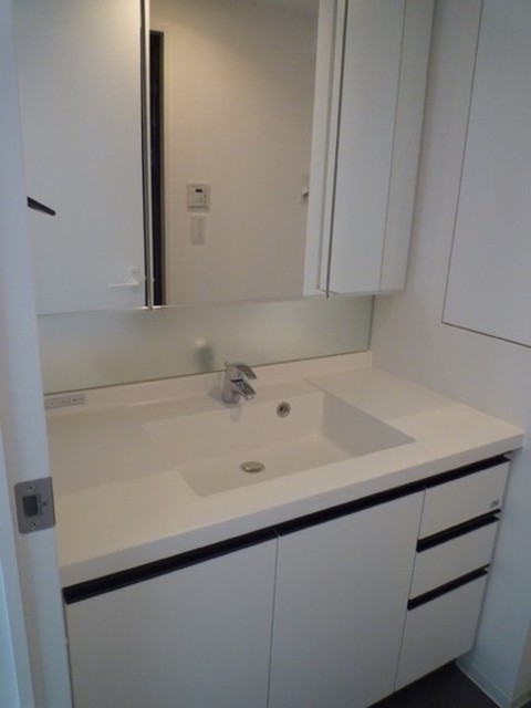 洗面設備　独立洗面台