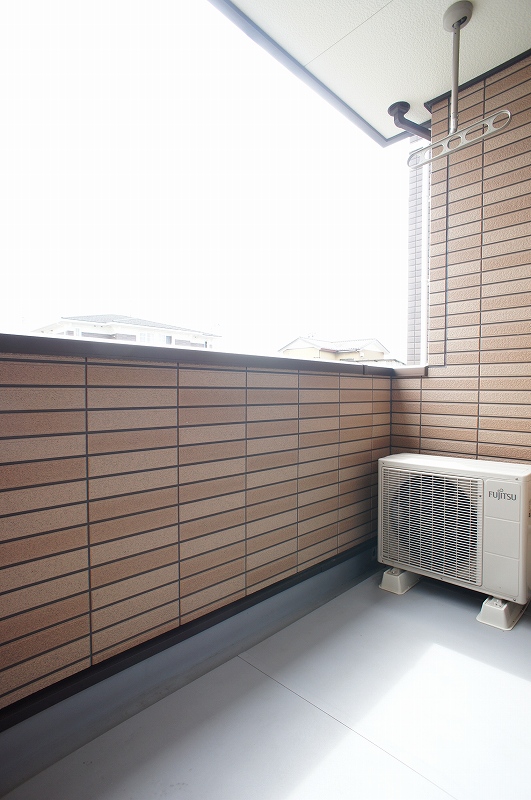 バルコニー　南向きで日当り良好