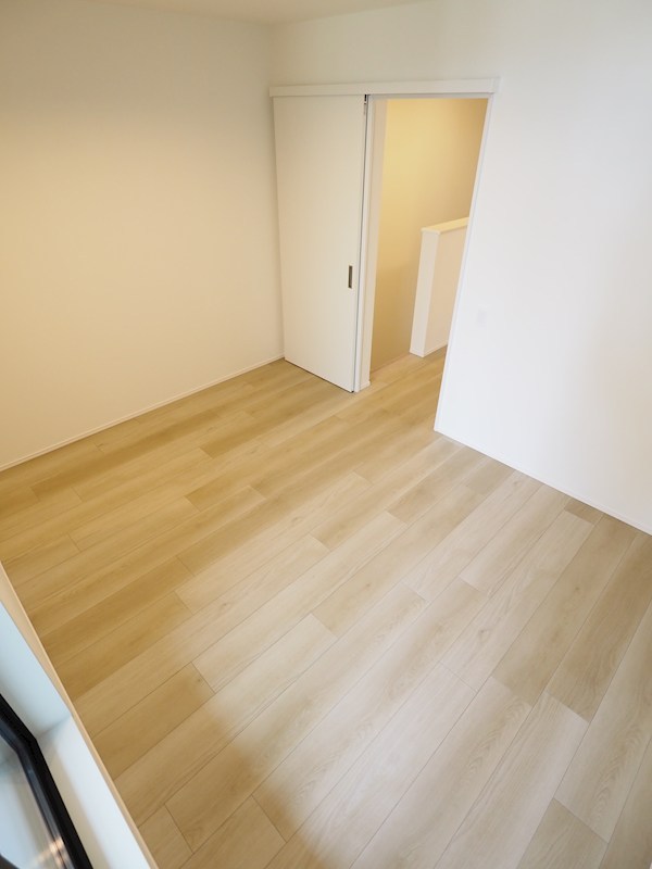 その他部屋・スペース　６帖超えの洋室です☆