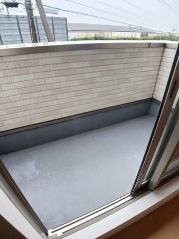 バルコニー　バルコニーからの眺めを楽しみながら食事をしませんか