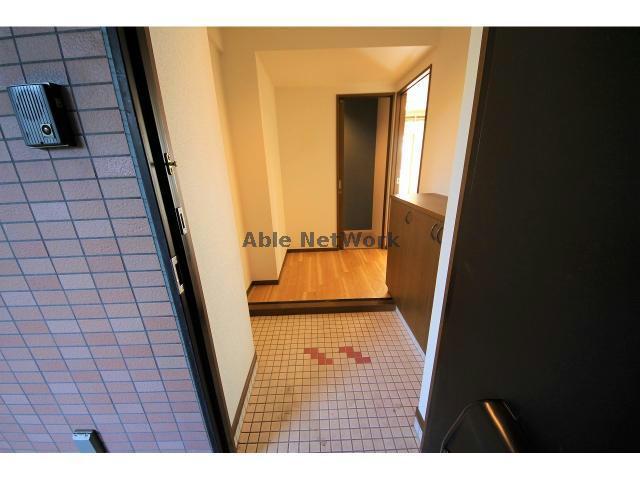 玄関　※参考写真