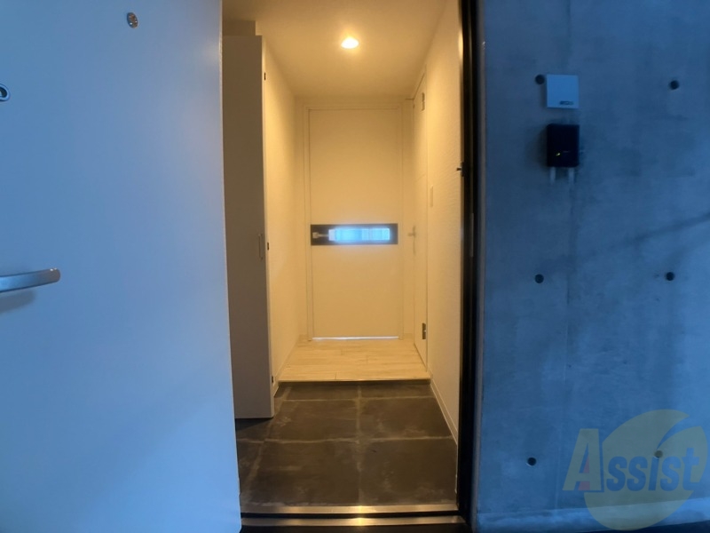 玄関　玄関の様子です。明るい印象ですね。気分もあがりそう。