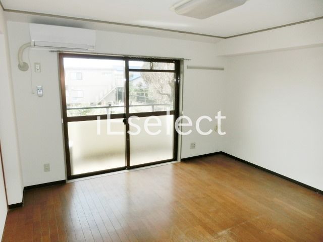 居室・リビング　リビング広々ですよ